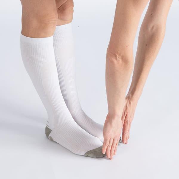 OrthoX - 3-Pack Kompressionssocken für Schmerzfreiheit und Komfort - Weiß